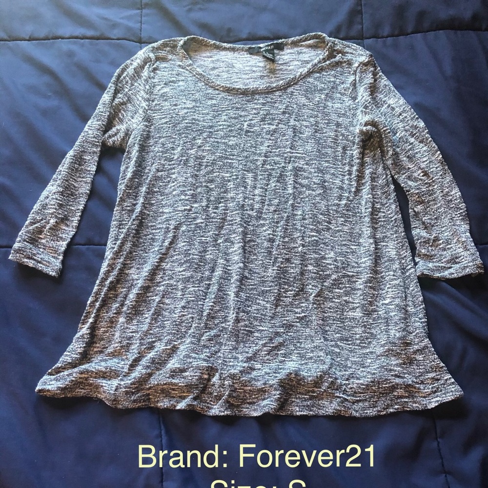 Half sleeve heathered grey top